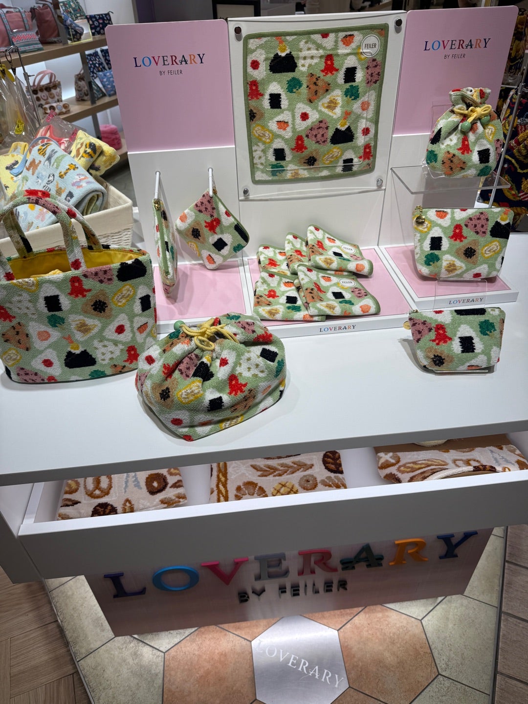 やっと買えた！1分で整理券終了した551コラボフェイラーや大阪限定品